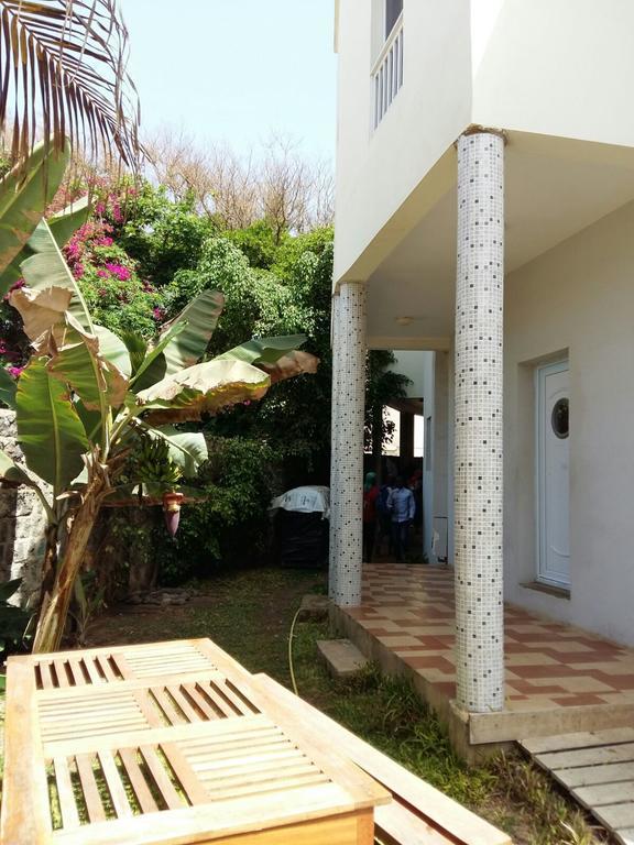 Chez Momar, Surf Trip Apartment Dakar Exterior foto