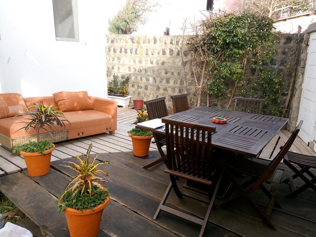 Chez Momar, Surf Trip Apartment Dakar Exterior foto